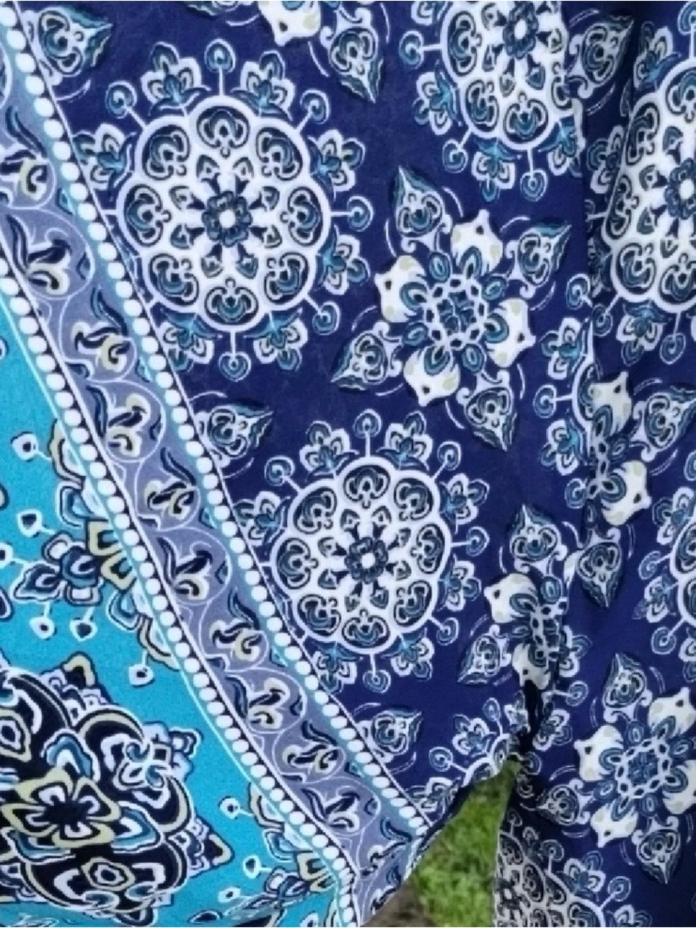 Max Studio Blue & White V-Neck Patterned Kimono Sleeve Top - Picture 3 of 5